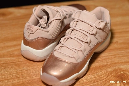 ROSE 11 (W) JORDAN RETRO GOLD - LOW 0811